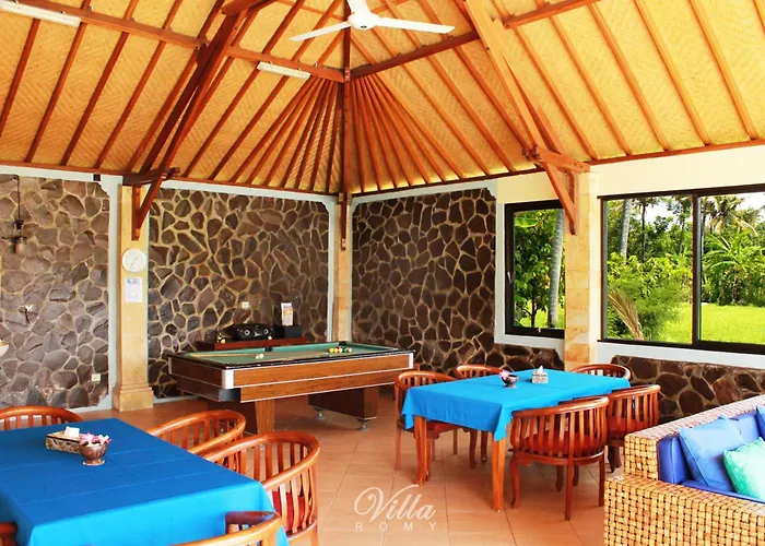 Villa Romy And Bungalows